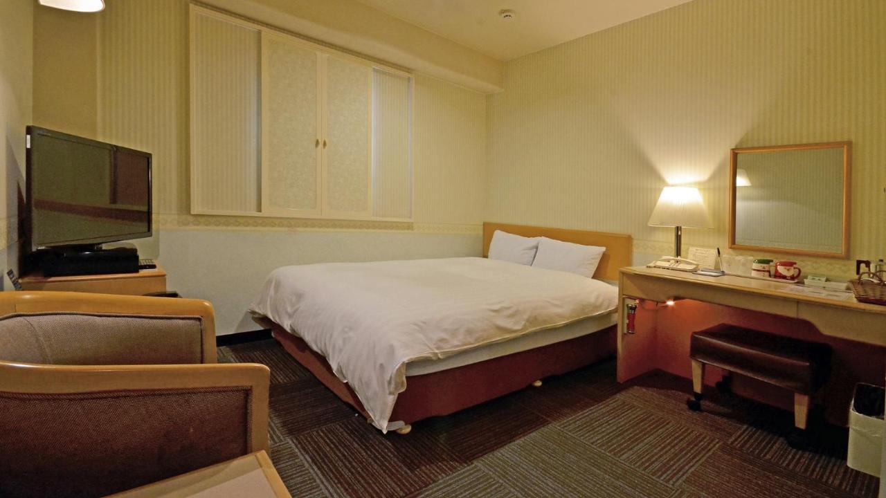 Omura Central Hotel Esterno foto